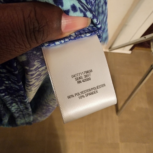 Jaclyn Smith Draped Neckline Blue Patterned Blouse Top Short Sleeve Size XXL NWT - Picture 3 of 6